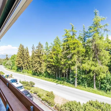Rénové à 7 Minutes Du Centre Au Pied De La Forêt Appartamento Crans-Montana